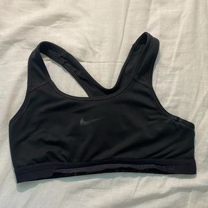 Medium Nike pro sports bra